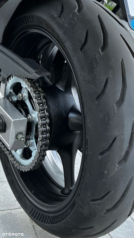 Yamaha FZ6 - 18