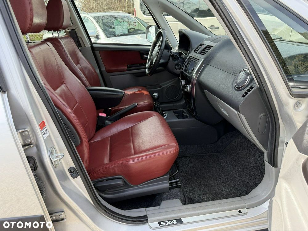 Suzuki SX4 1.6 VVT 4x4 Limited - 9