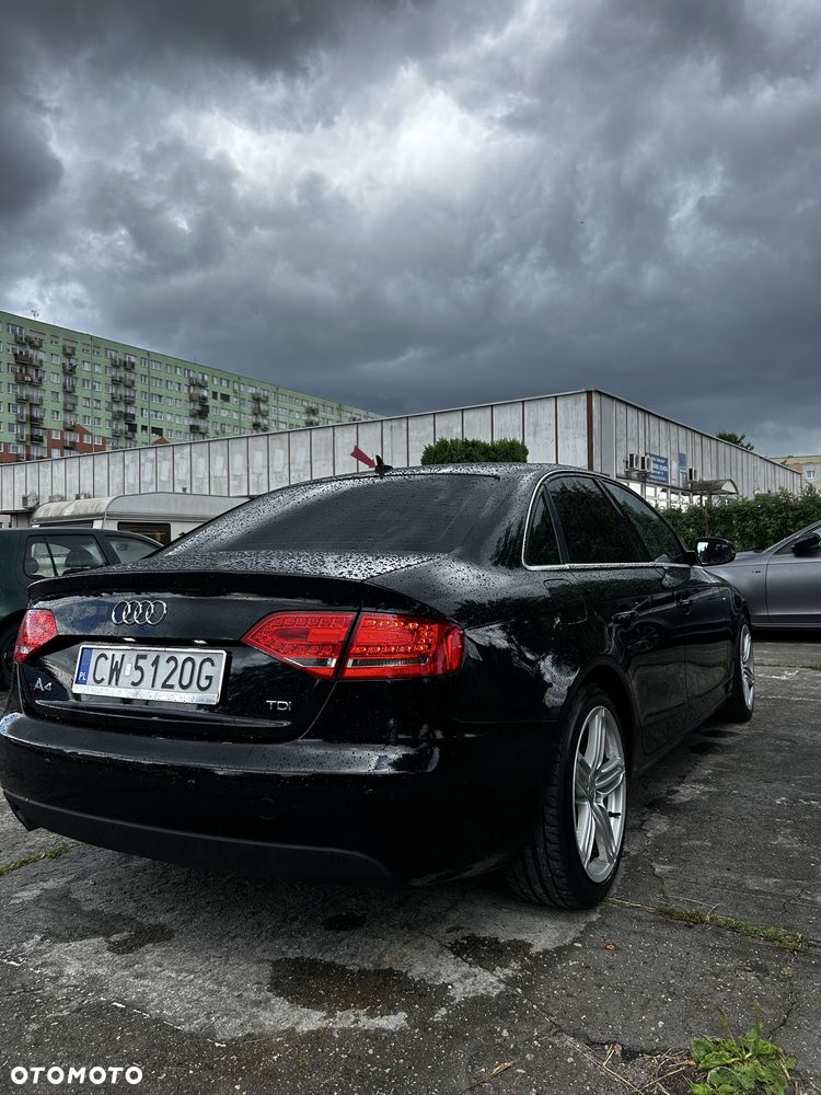 Audi A4 Limousine - 3