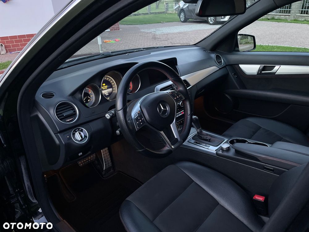 Mercedes-Benz Klasa C - 19