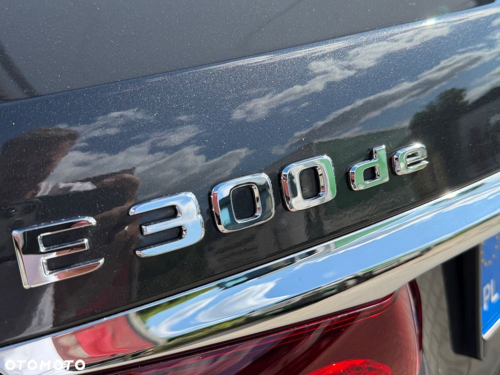 Mercedes-Benz Klasa E 300 de 9G-TRONIC AMG Line - 18