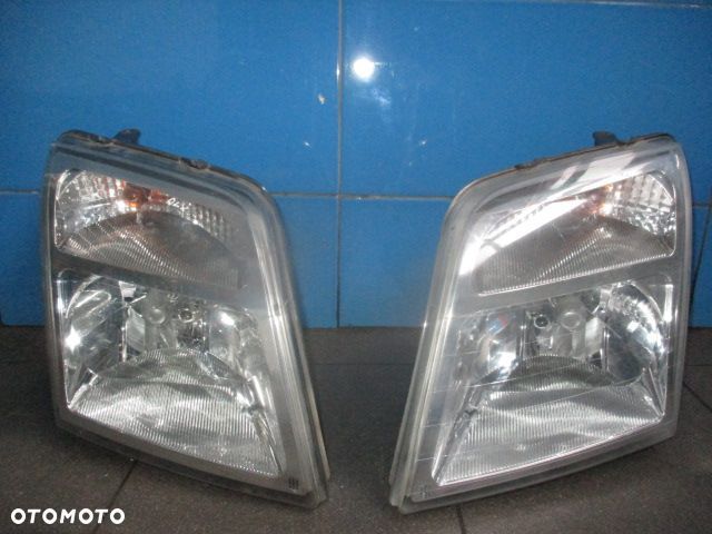 Ford Transit Connect -  pas przedni, lampy, grill, błotniki, nakładki - 7