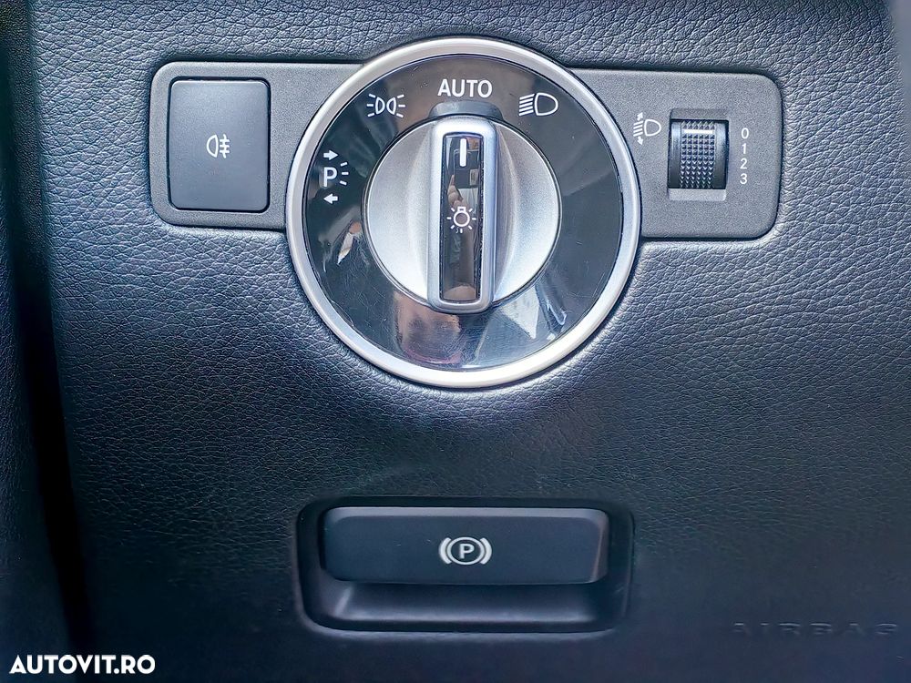 Mercedes-Benz ML 350 BlueTEC 4MATIC Aut - 30