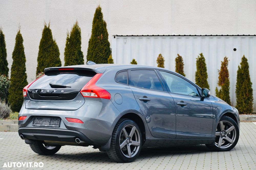 Volvo V40 D3 Geartronic You - 4