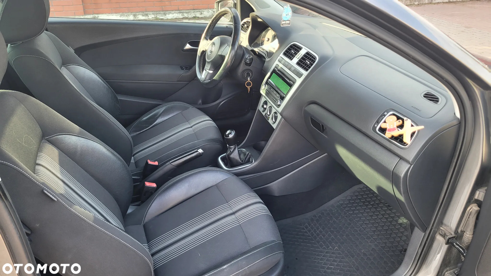 Volkswagen Polo - 6