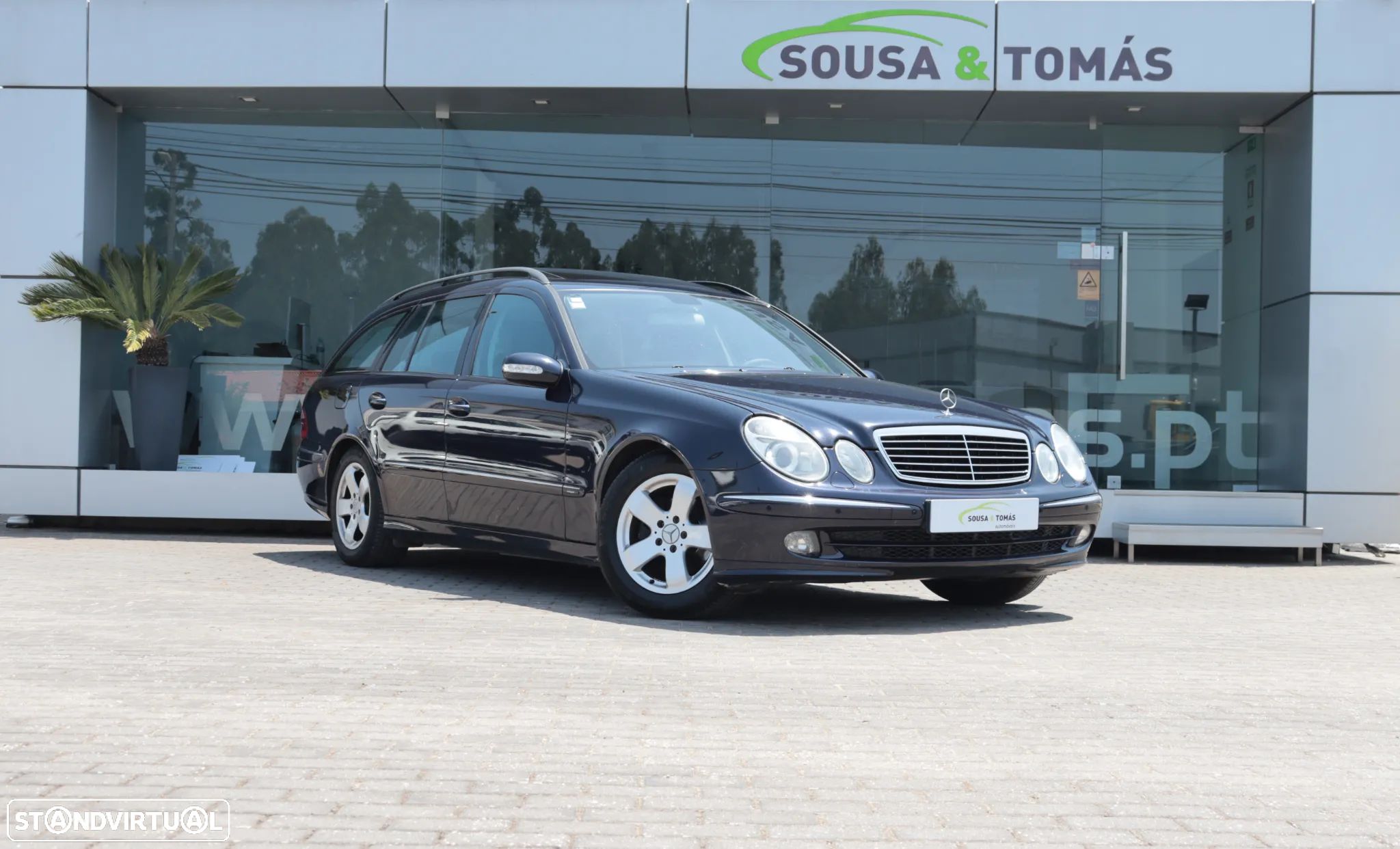Mercedes-Benz E 220 CDi Avantgarde Aut. - 1
