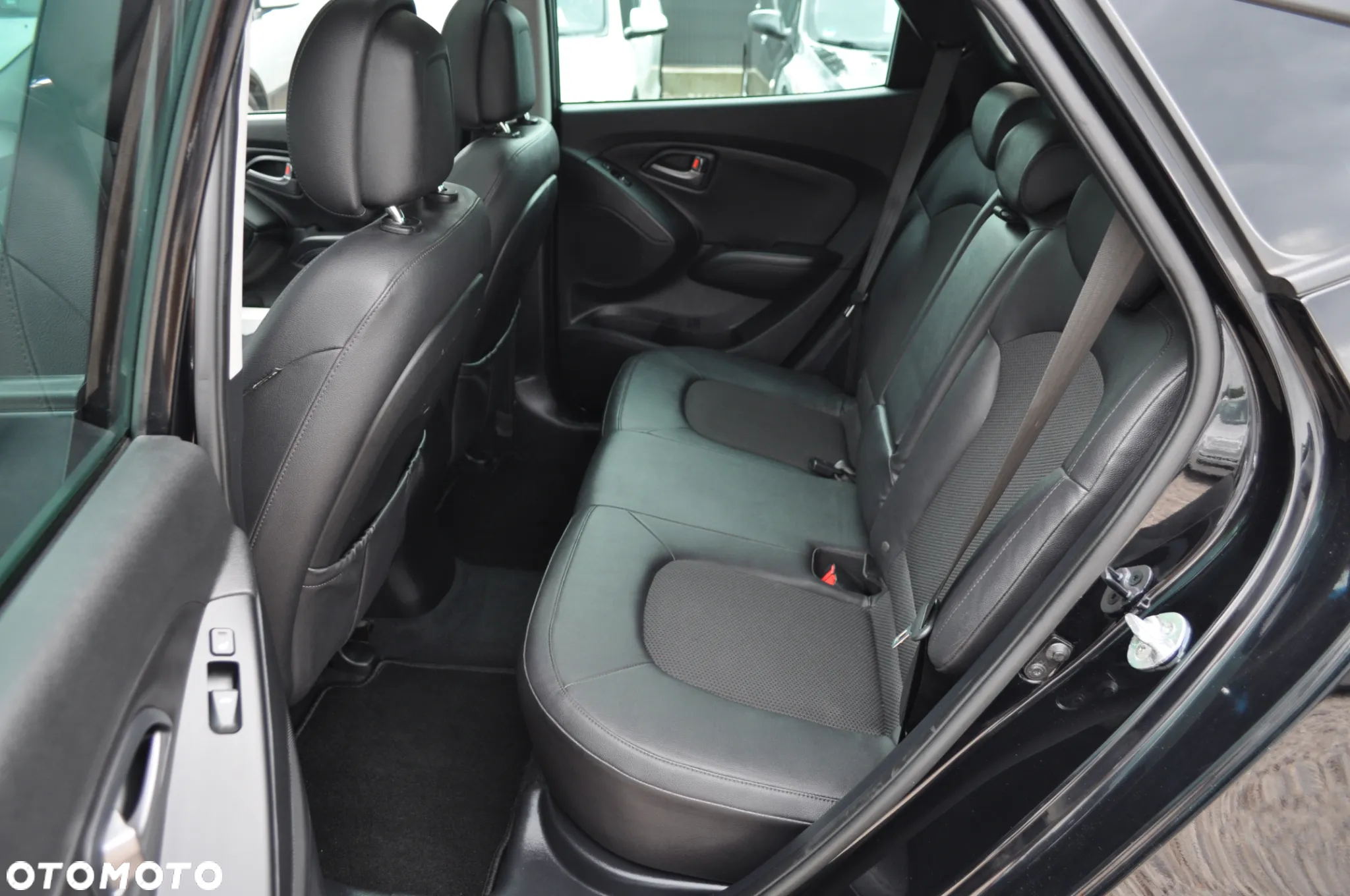 Hyundai ix35 1.6 GDI Premium 2WD - 18
