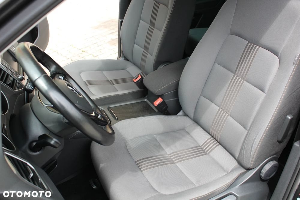 Volkswagen Golf Sportsvan - 18