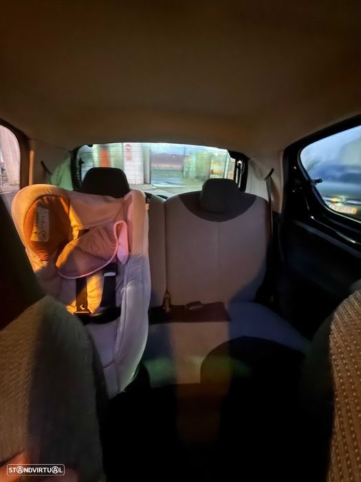 Toyota Aygo 1.0 - 10