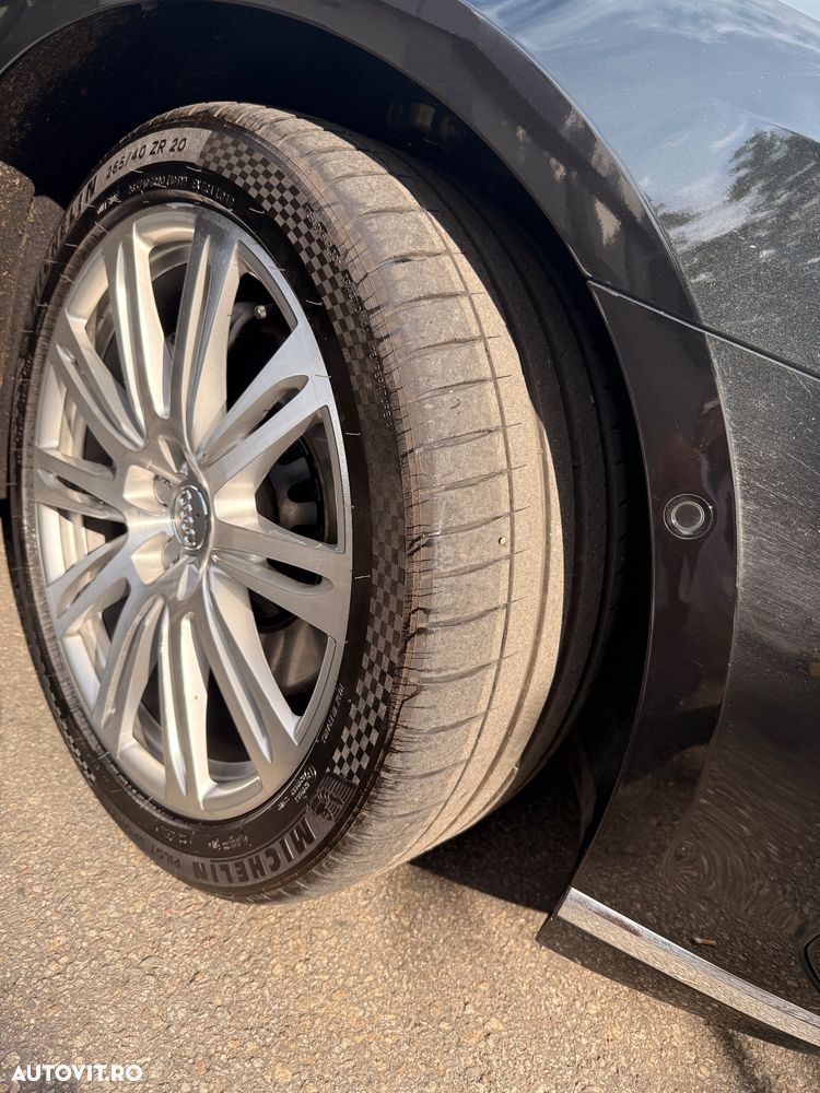 Audi A8 - 17