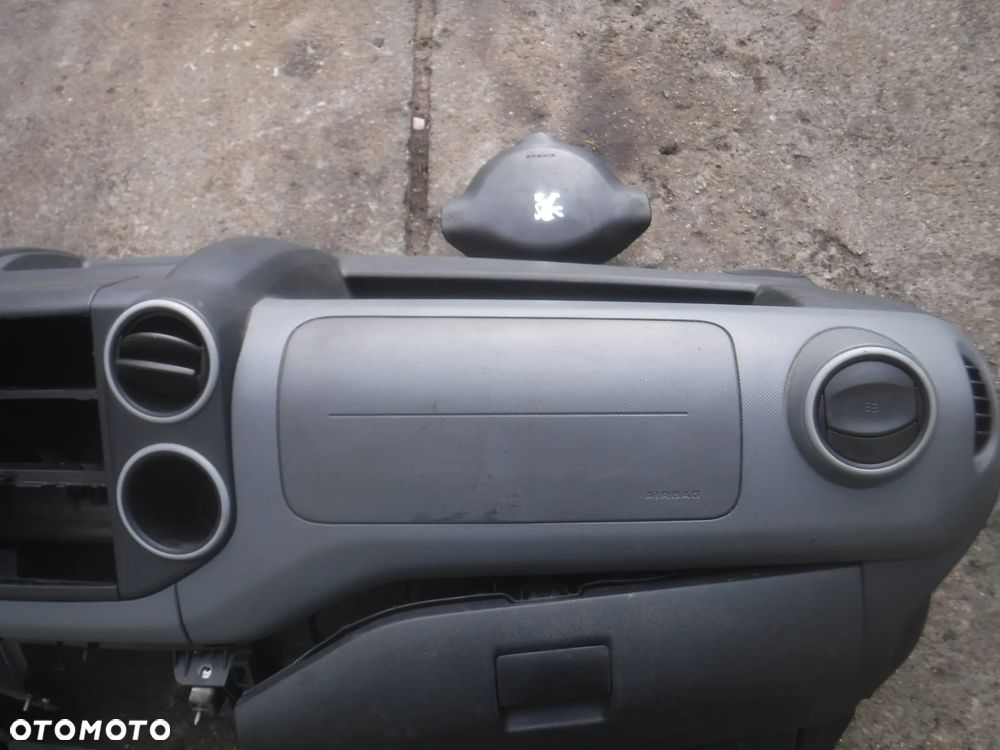 Citroen Berlingo II Peugeot Partner II  deska pulpit air bag pasy poduszki kokpit kpl - 12