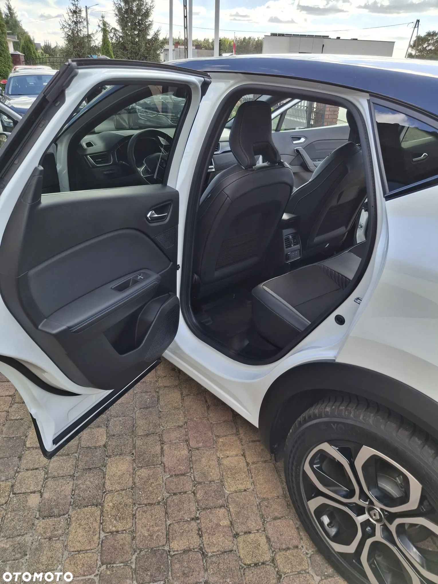 Renault Captur 1.6 E-TECH Full Hybrid 160 Esprit Alpine - 27