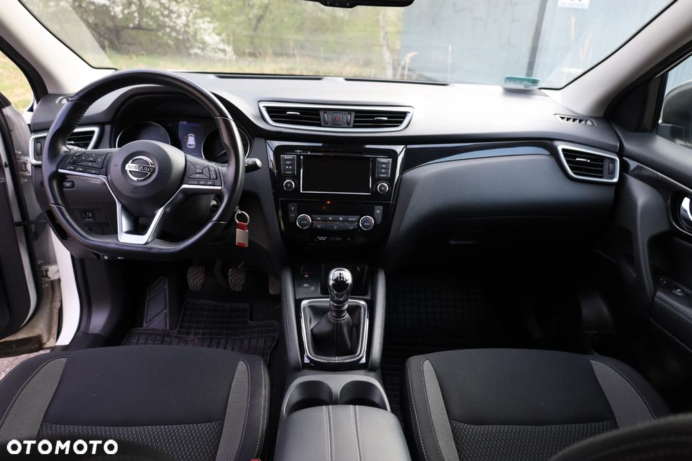 Nissan Qashqai 1.3 DIG-T N-Connecta - 9