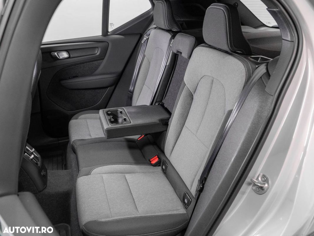 Volvo XC 40 - 29