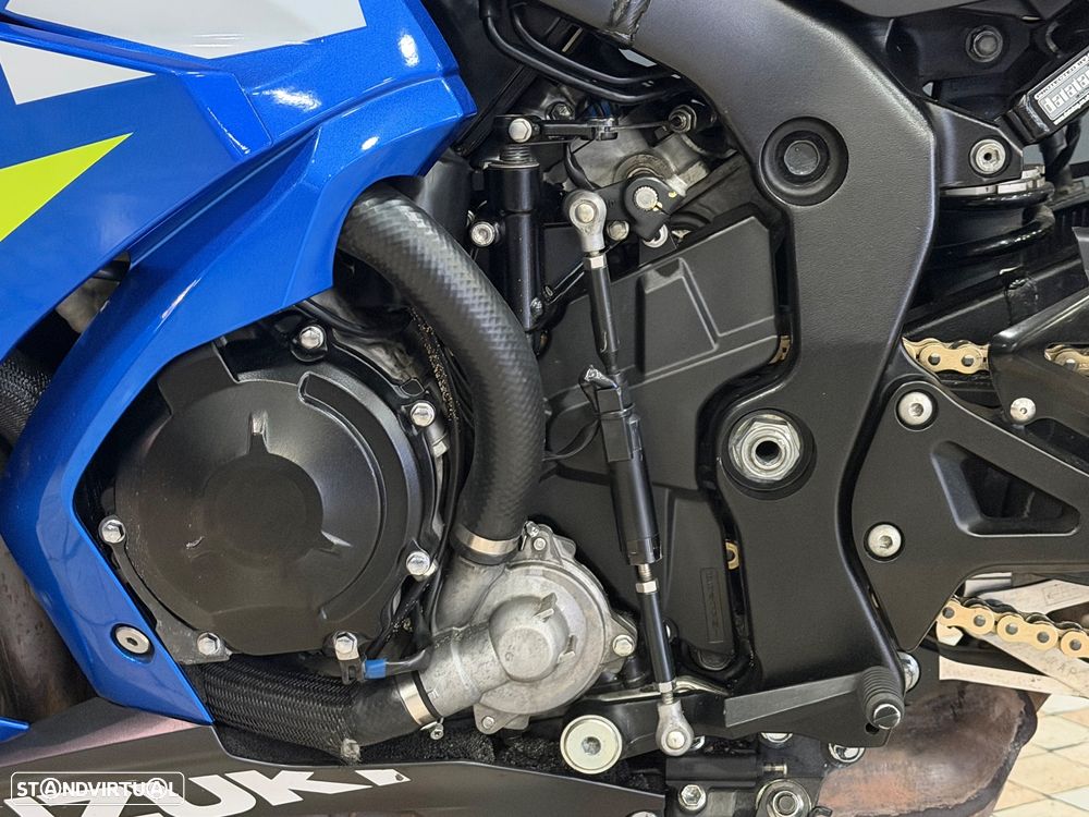 Suzuki GSX-R GSX-R 1000 L7 - 14
