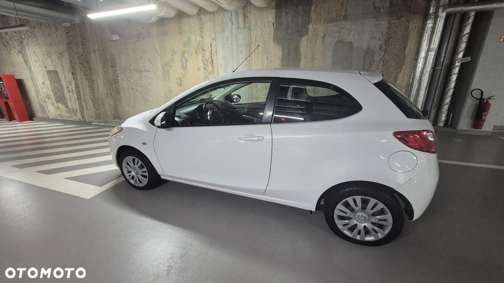 Mazda 2 - 1