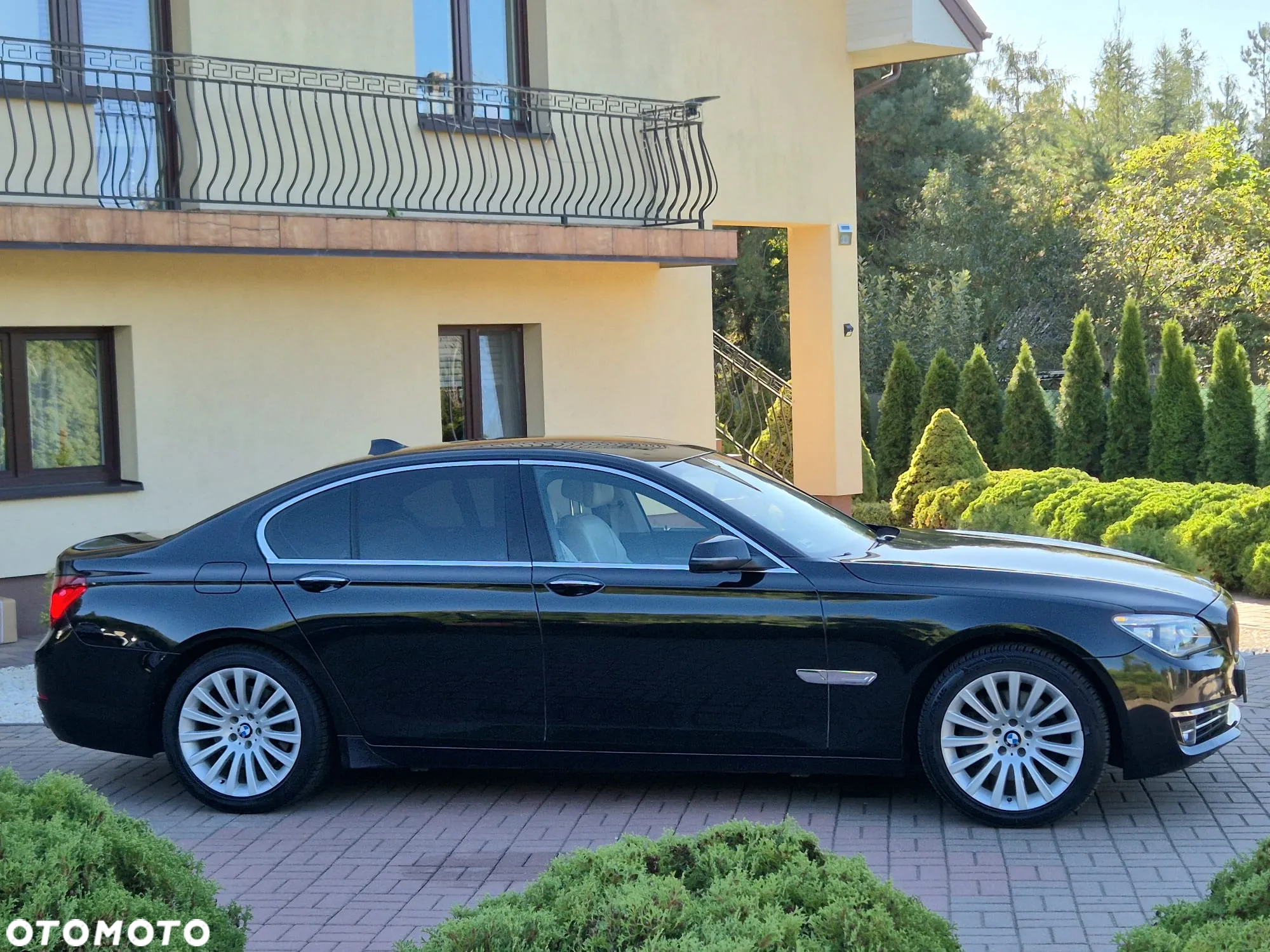 BMW Seria 7 740d xDrive - 11