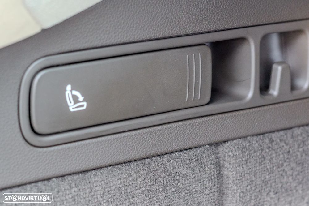 Audi A6 Avant 2.0 TDi Exclusive S tronic - 13