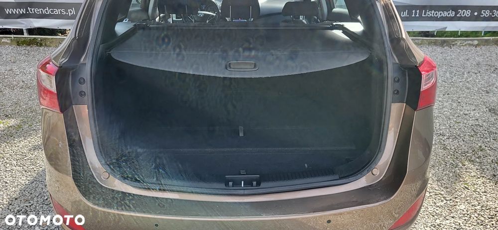 Hyundai i30 1.6 GDI BlueDrive Comfort - 23