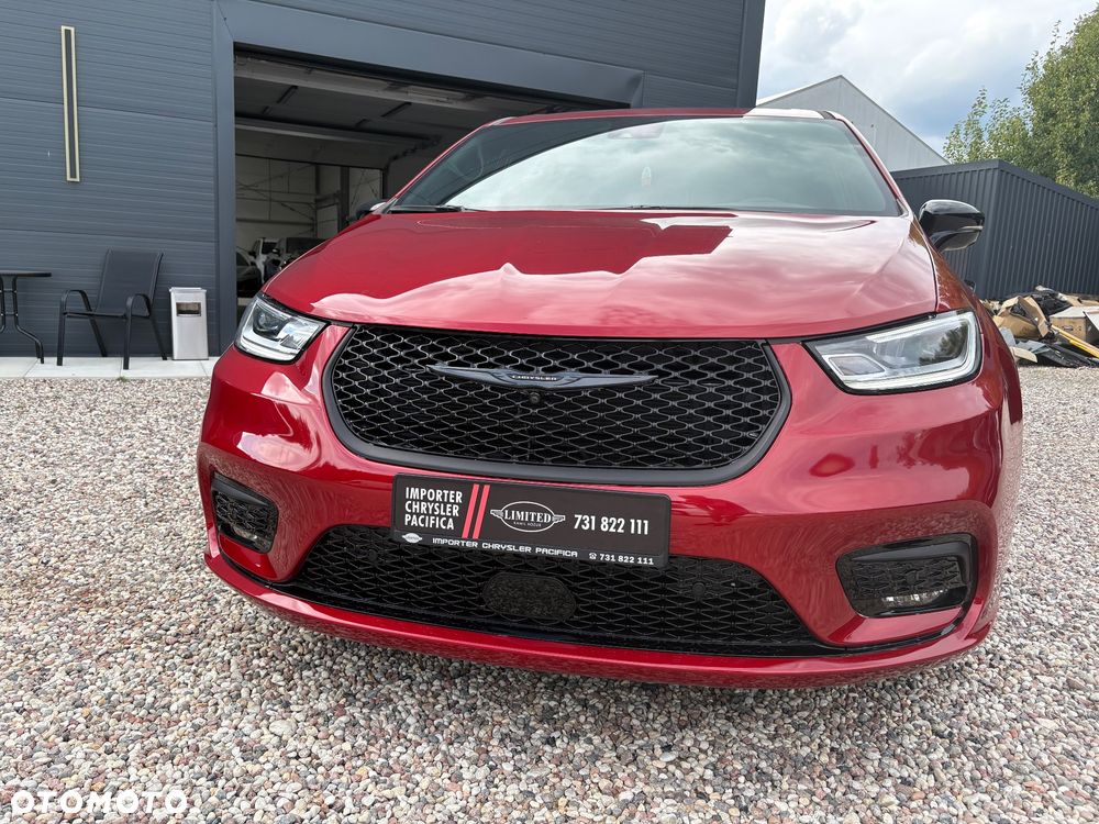 Chrysler Pacifica - 9