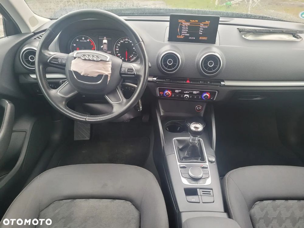 Audi A3 Sportback 1.4 TFSI CoD ultra Attraction - 26