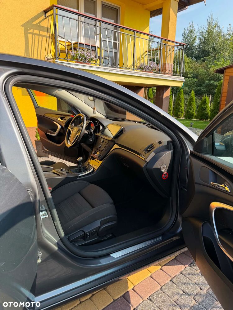 Opel Insignia 2.0 T Sport 4x4 - 16