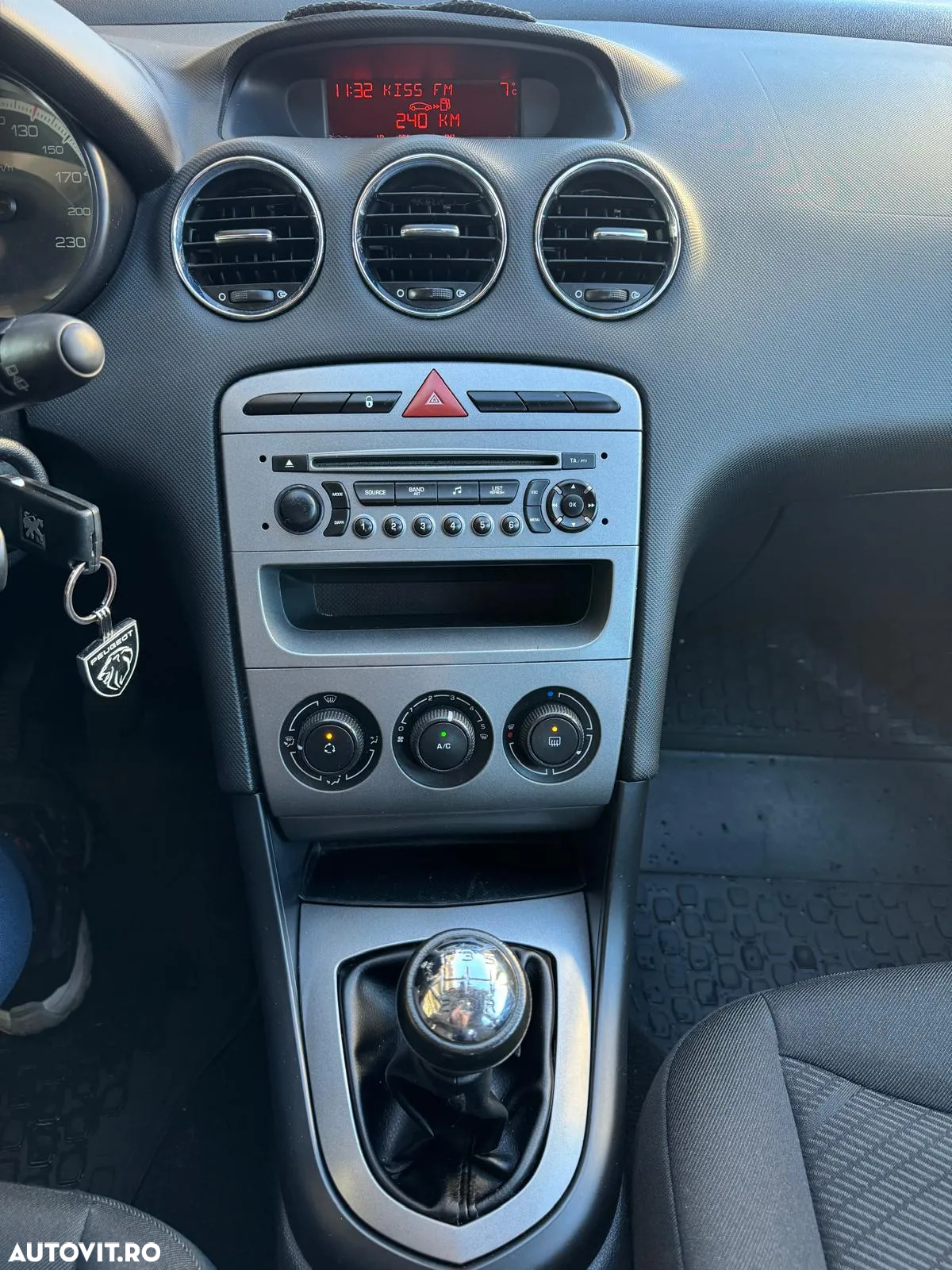 Peugeot 308 1.6HDi Premium Pack - 14