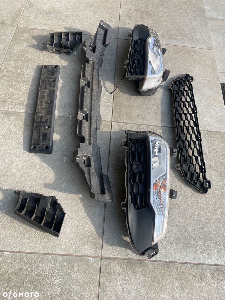 HALOGEN LAMPA PRZECIWMGIELNA LEWA SSANGYONG I LIFT  12-17 ROK - 3