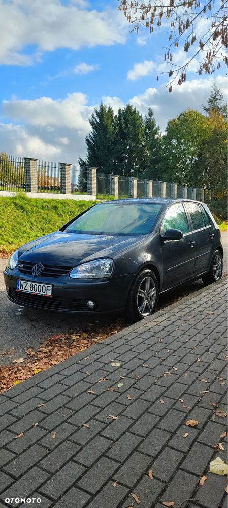 Volkswagen Golf - 1