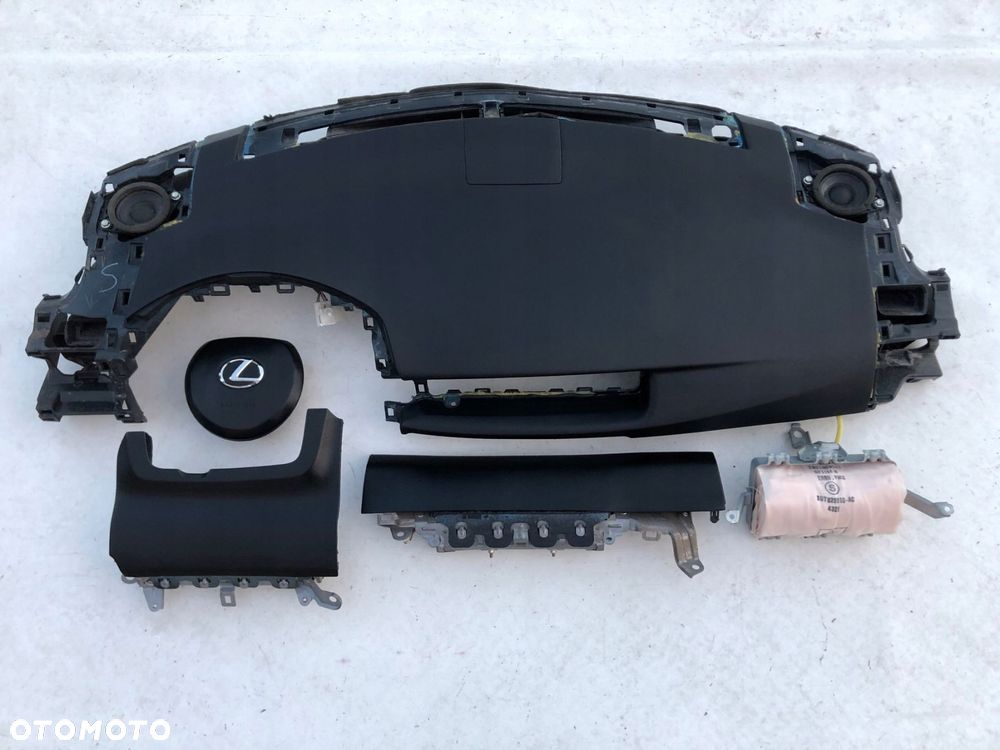 lexus ct 200 deska kokpit konsola poduszki pasy - 3