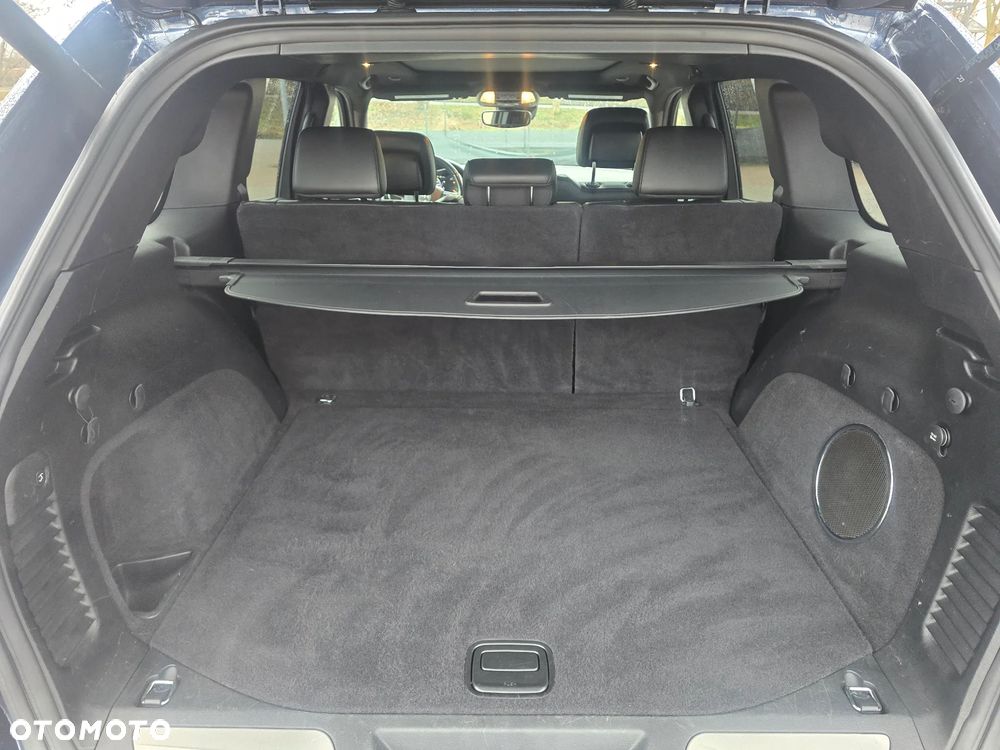 Jeep Grand Cherokee 5.7 V8 HEMI Overland Summit - 14