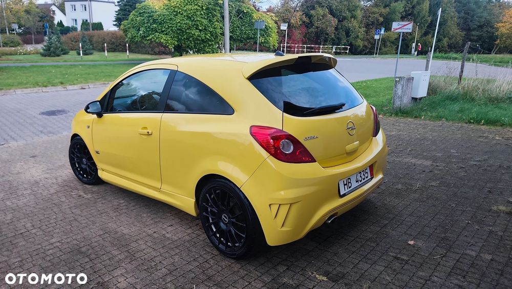 Opel Corsa 2009 photo 2