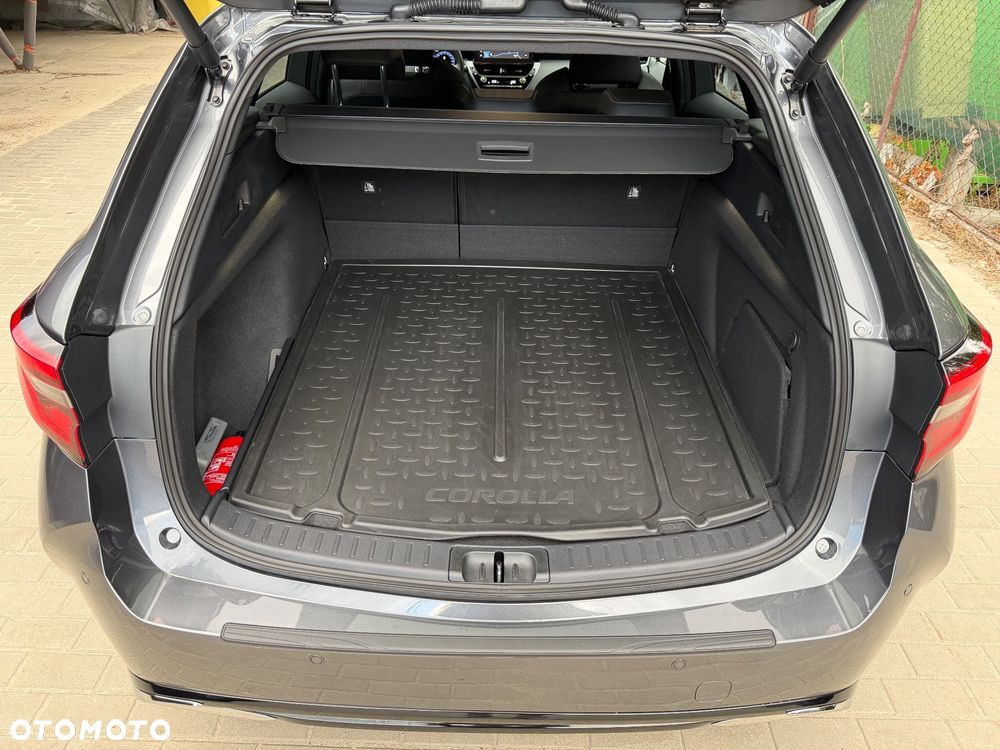 Toyota Corolla - 16