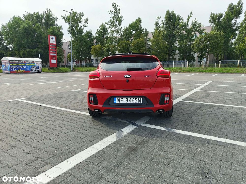 Kia Ceed 1.6 CRDi GT Line - 4
