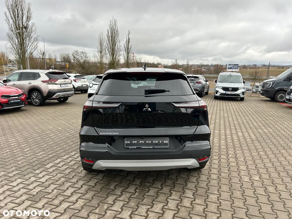 Mitsubishi Grandis 1.3T mHEV Intense Style Cold DCT - 9