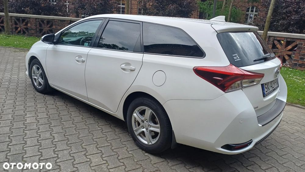 Toyota Auris 1.33 VVT-i Active - 2