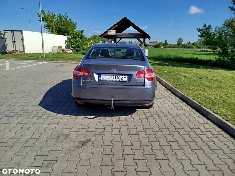 Citroën C5 2.0 HDi Confort - 4