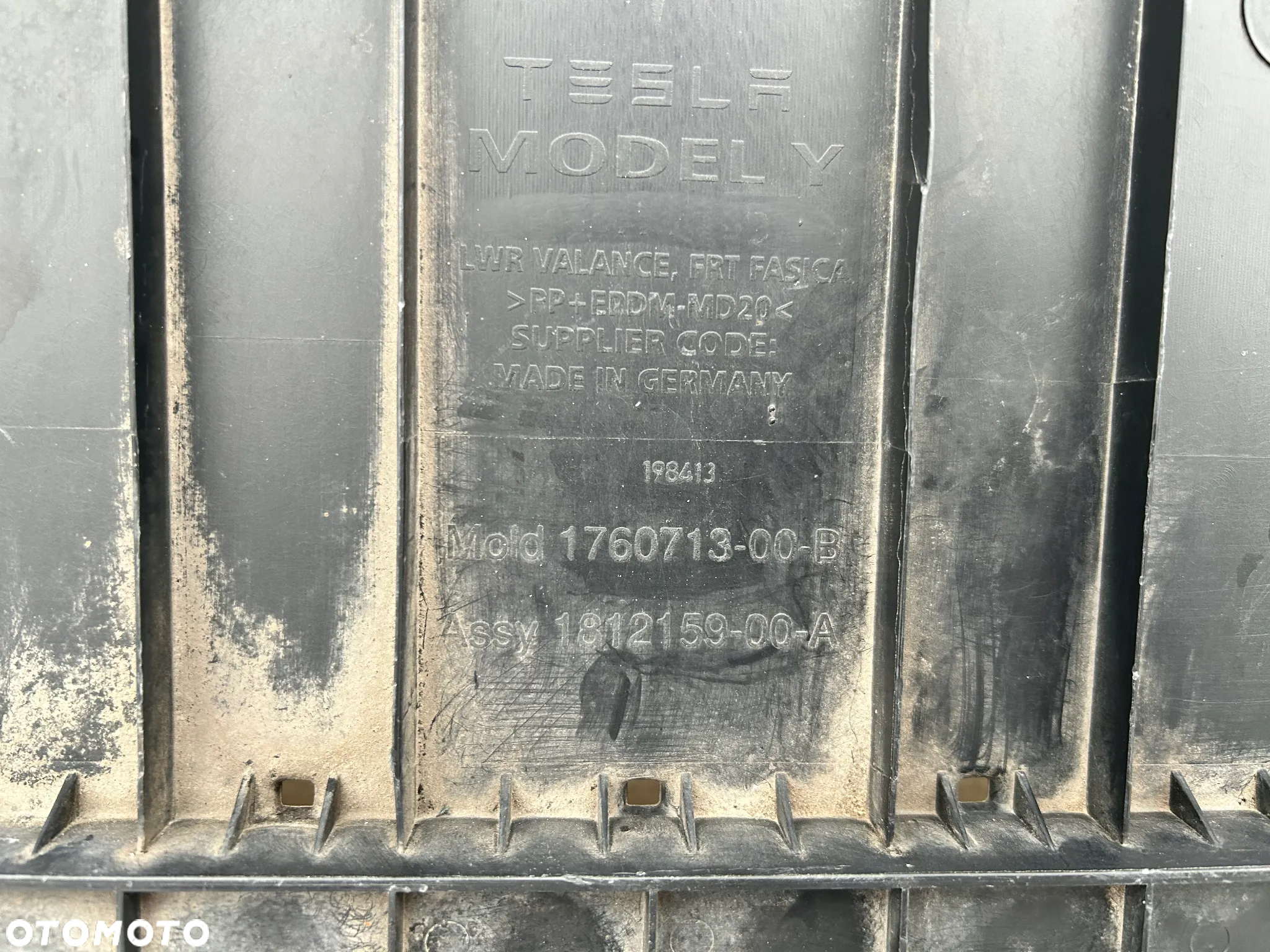 TESLA MODEL Y OSŁONA PŁYTA ZDERZAK SPOILER 1760713-00-B - 3