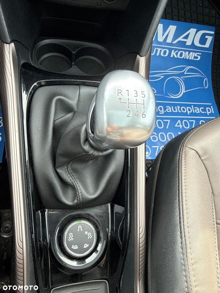 Peugeot 2008 1.6 e-HDi Allure S&S - 26