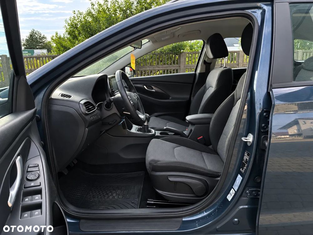 Hyundai i30 1.6 D Comfort - 5