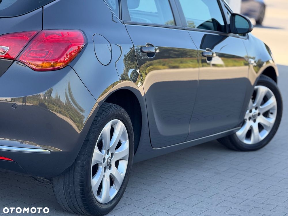 Opel Astra 1.4 Turbo Automatik - 9