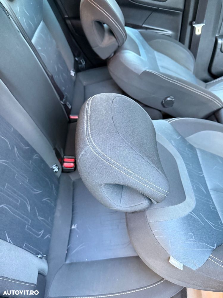 Citroën C4 1.6 HDI Style - 36