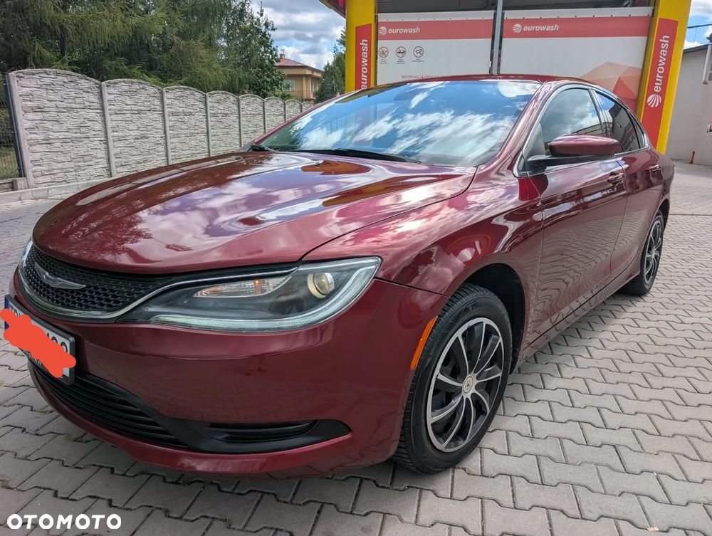 Chrysler 200 - 10