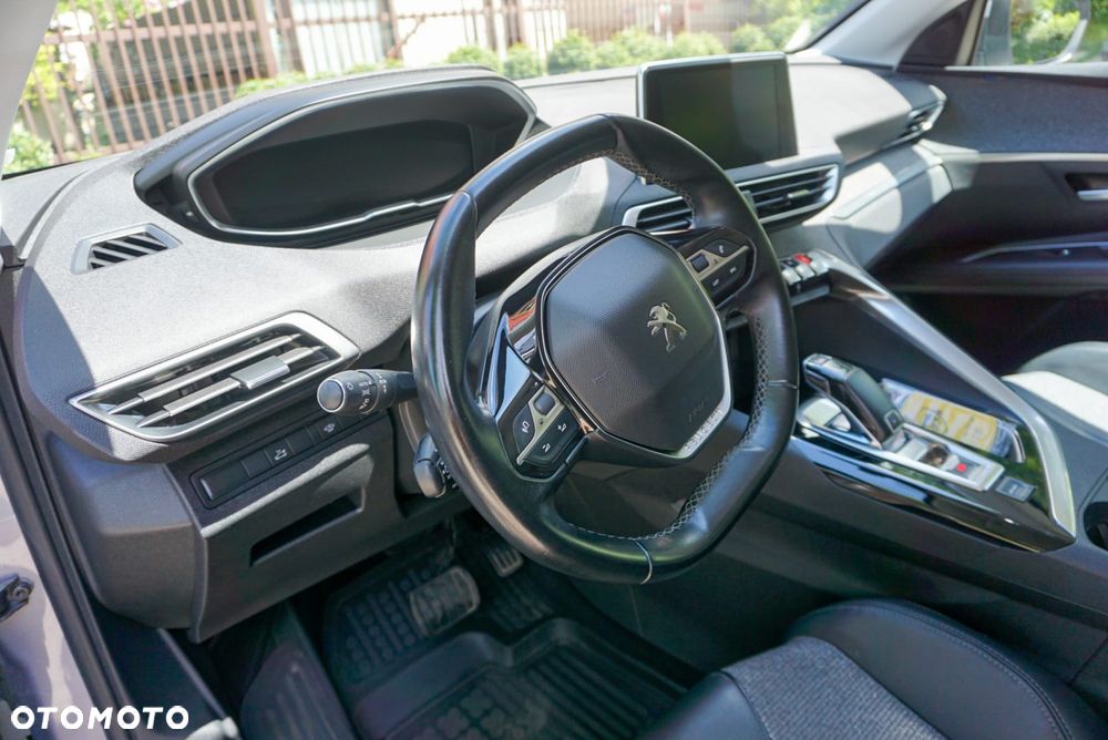 Peugeot 3008 1.5 BlueHDi Allure S&S EAT8 - 4