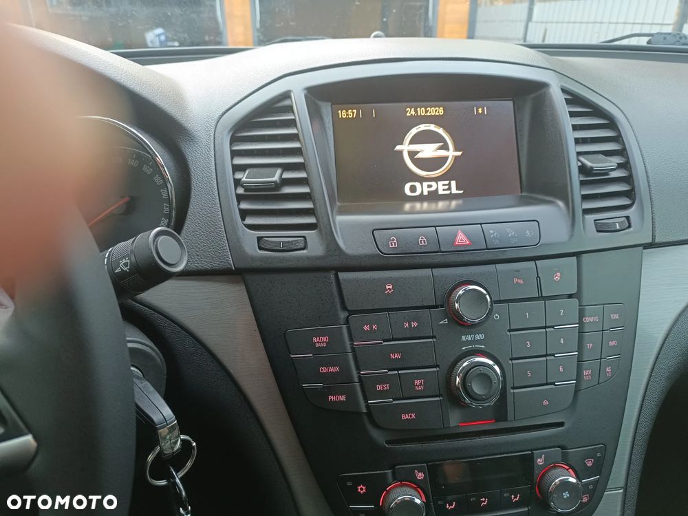 Opel Insignia - 19