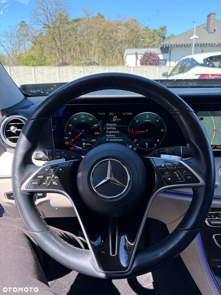 Mercedes-Benz Klasa E 220 d 9G-TRONIC - 17