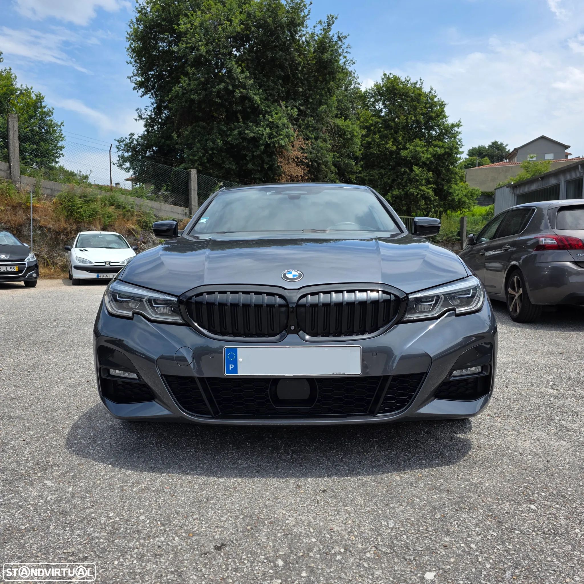 BMW 330 e Pack Desportivo M Pro Auto - 1
