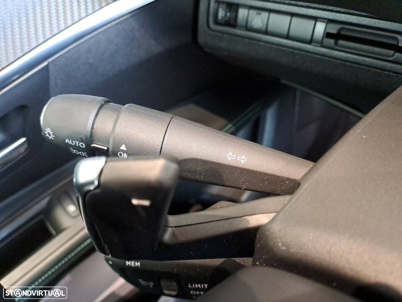 Peugeot 5008 1.5 BlueHDi Allure Pack EAT8 - 14