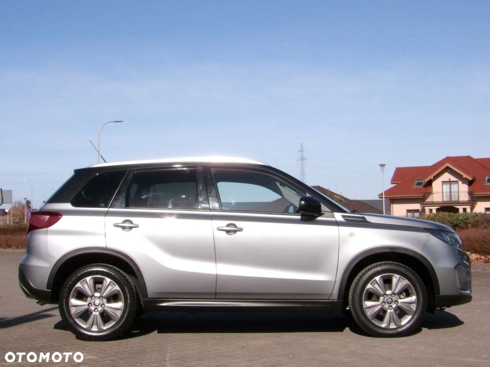 Suzuki Vitara 1.4 Boosterjet SHVS Premium 4WD - 11