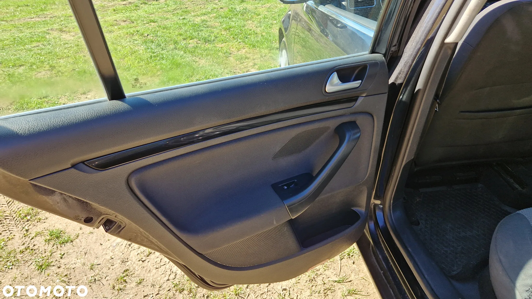 Volkswagen Golf Variant 1.6 TDI 4Motion BlueMotion Technology Comfortline - 12